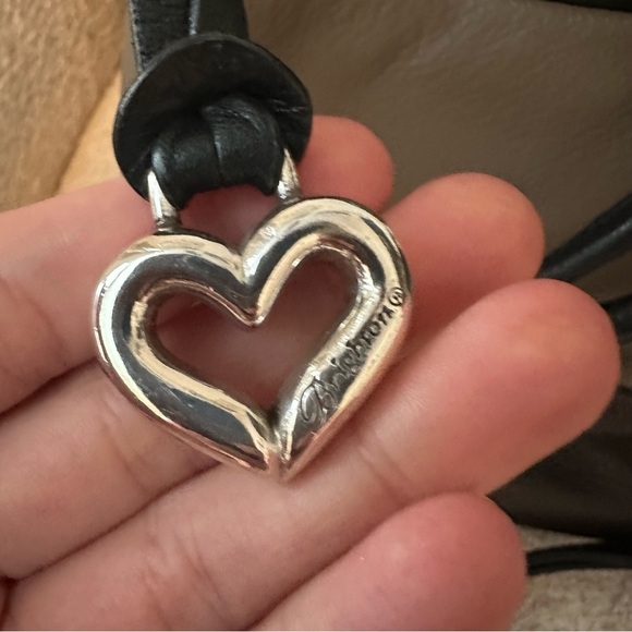 Brighton Brit leather mini bucket hobo crossbody/ shoulder bag. - Picture 4 of 7